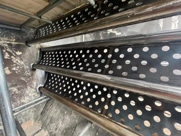 WhatsApp Image 2025-12-15 at 16.09.32